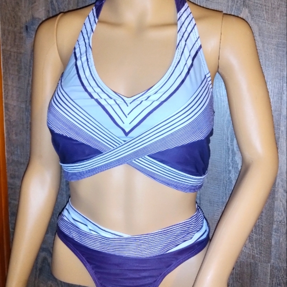 Two piece swim suit Women's XL NWOT